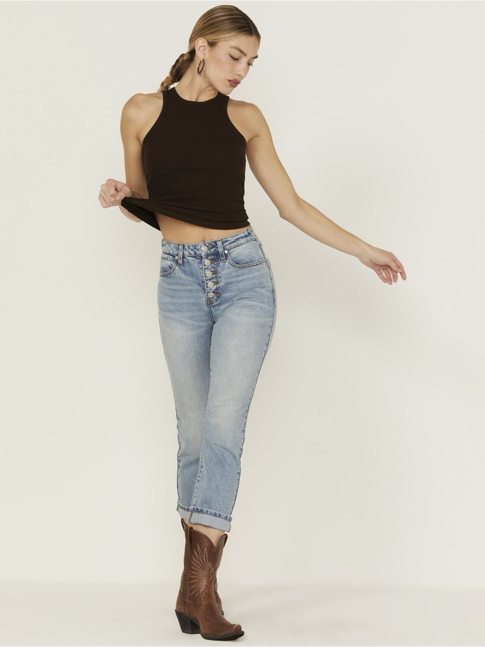 Cleo + Wolf Women's Exposed Button Fly Slim Straight Denim Jeans